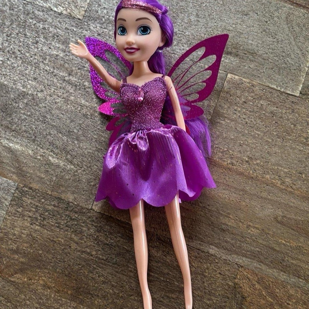 Sparkles girlz doll